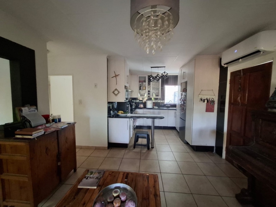 3 Bedroom Property for Sale in Safari Gardens North West